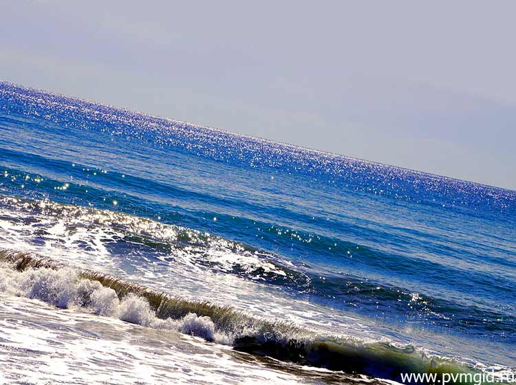 Лазурное море Коста дель Гарраф - фото